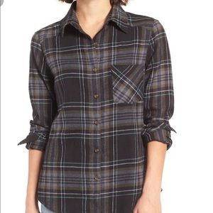 Women’s RVCA Plaid Flannel Mediun(10)